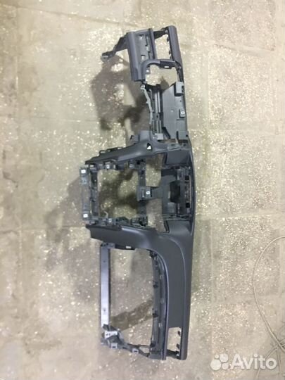 Торпедо Infiniti M панель приборов подушки airbag