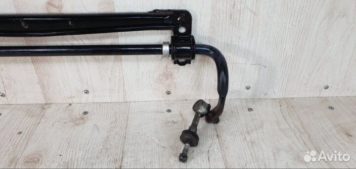 Стабилизатор задний Toyota Auris универсал 1.8