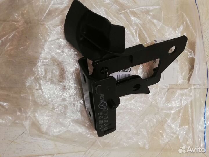 Mercedes V167 x167 gle gls крючок капота новый