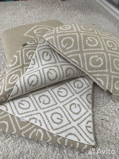 Плед и две наволочки Gant home 180на130