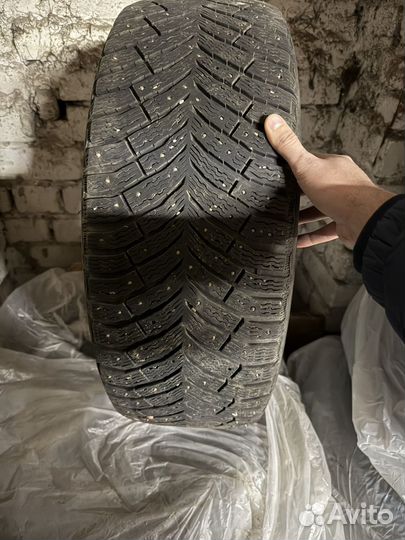 Michelin X-Ice North 4 225/50 R19 Y