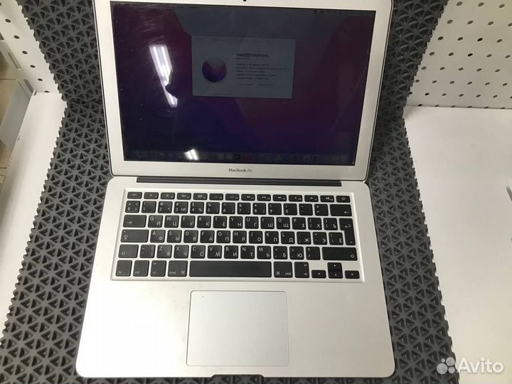 Ноутбук Apple MacBook Air 13 inch 2017 (162)