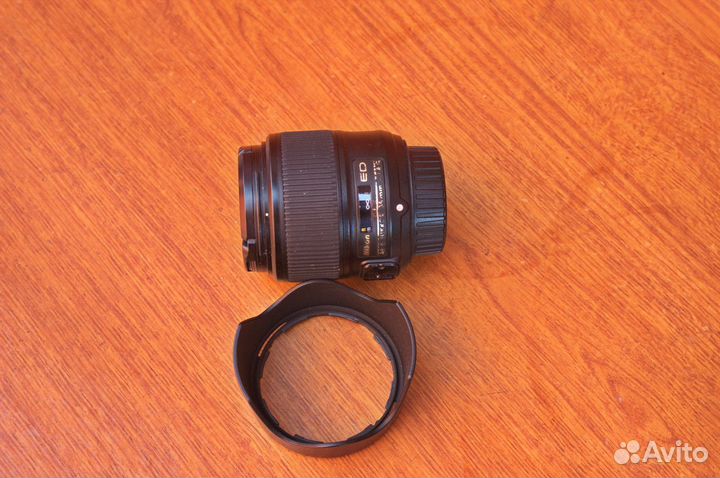 Nikon AF-S Nikkor 35mm f/1.8G ED полный кадр