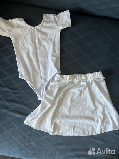Гимнастический купальник юбка белый 116-122