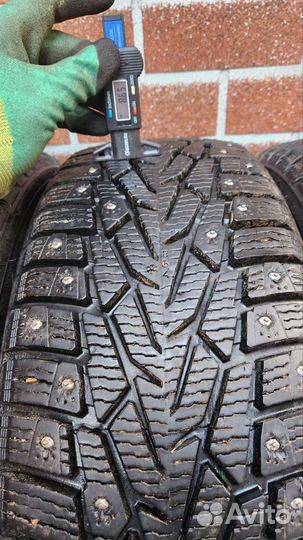 Nokian Tyres Nordman 7 SUV 215/65 R16