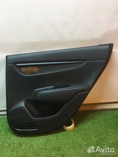 Обшивка двери задняя правая Kia Rio 4 2019