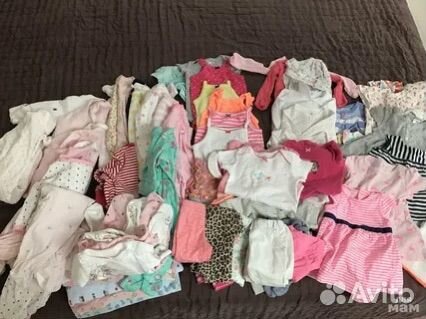 Коробка с детскими вещами