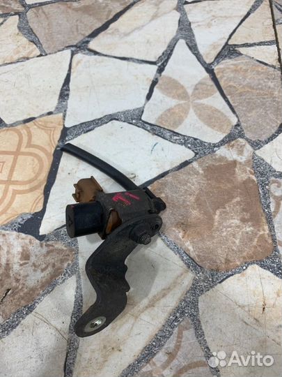 Вакуумный клапан Nissan Teana J32