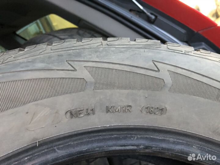 Goodyear UltraGrip Ice 225/60 R17 103T