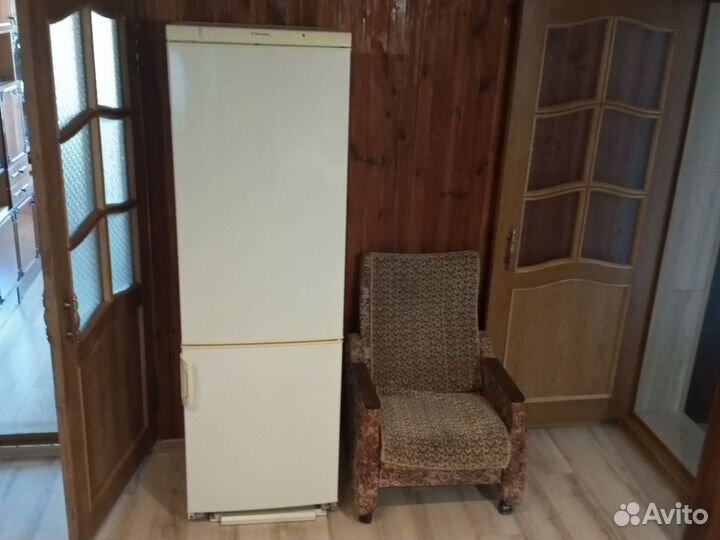 Холодильник бу