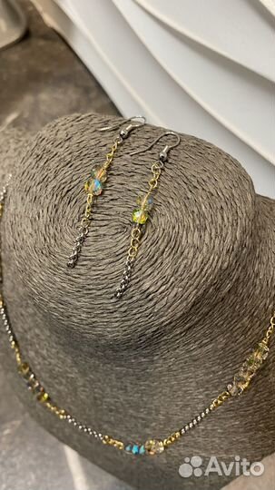 Комплект украшений с кубическими кристалами