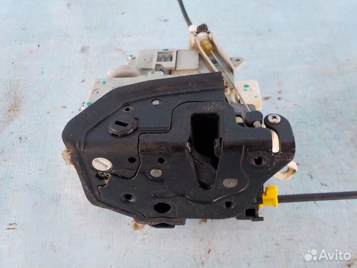Замок двери задней левой Audi Q5 (8R) 2008-2017