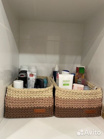 Корзинка из трикотажной пряжи интерьер