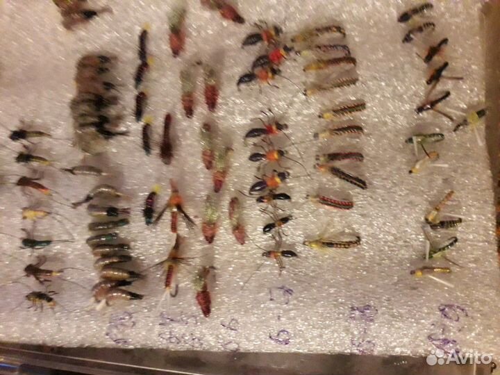 Подарите себе и увлеченным рыбалкой наборы мушек