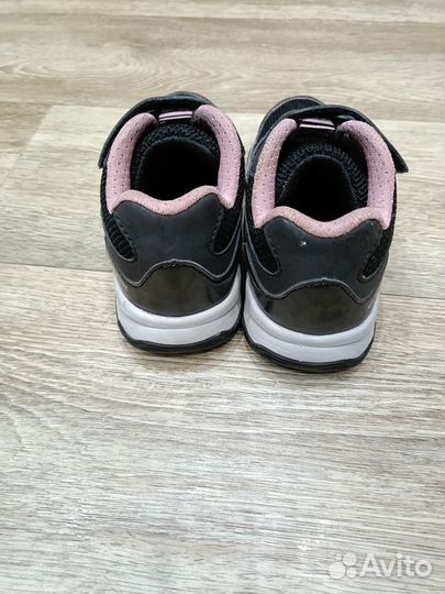 Кроссовки Geox 26 разм