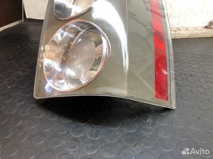 Задний правый фонарь Range Rover Vogue 3