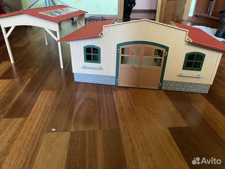 Конюшня для логадей schleich