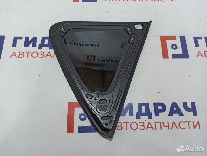 Стекло кузовное глухое левое Kia Soul 2 (PS) 87810