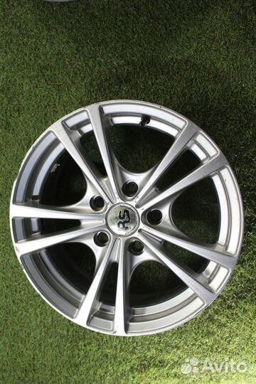 Диск литой R15 Racing Wheels