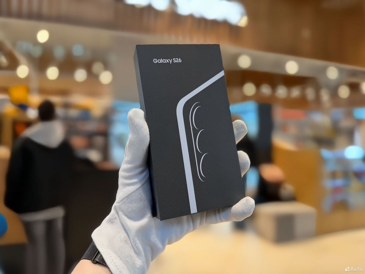 Samsung Galaxy S26, 12/256 ГБ, SIM + eSIM