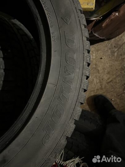 Dunlop Winter Maxx 225/60 R18