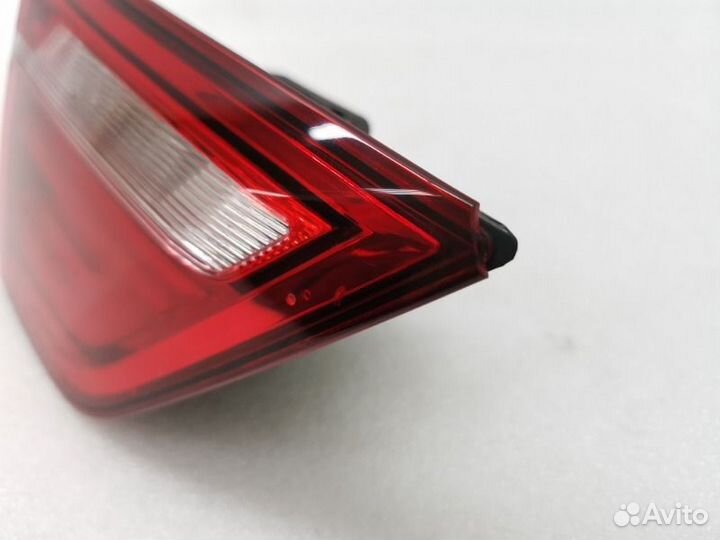Фонарь задний (стоп сигнал) левый Bmw X4 F26 2.0
