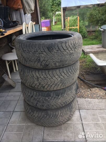 Nokian Tyres Hakkapeliitta 8 205/50 R17