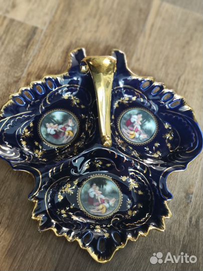 Блюдо фарфоровое большое