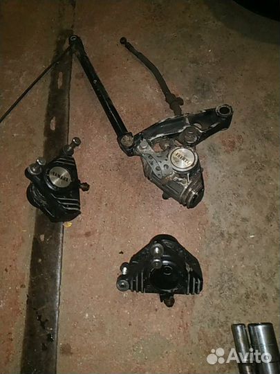 Суппорт тормозной Yamaha zj900