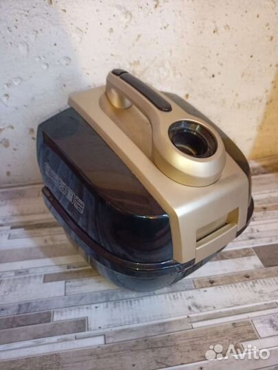 Пылесборник Пылесоса vitek VT-8100