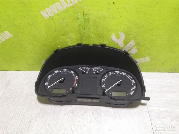 Панель приборов Шкода Октавия А4