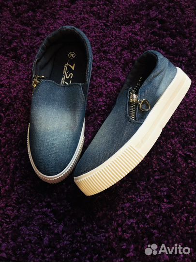 Лоферы женские