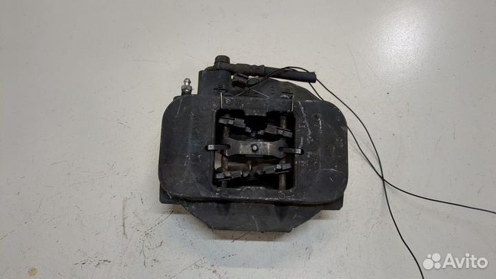 Суппорт Lexus LS460, 2010