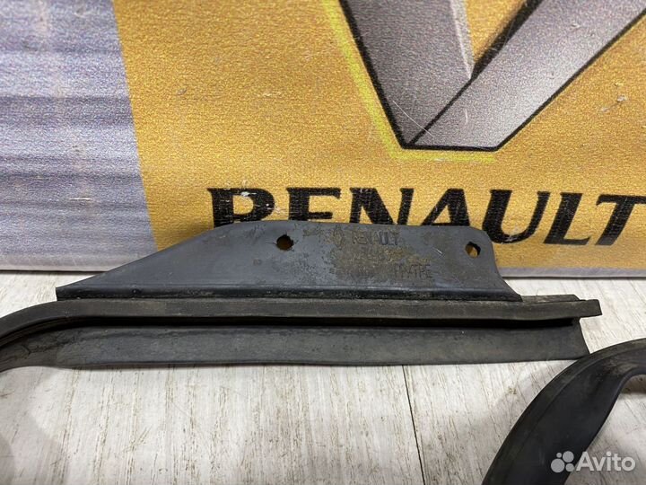 Уплотнитель задней двери renault megane 3 Прав