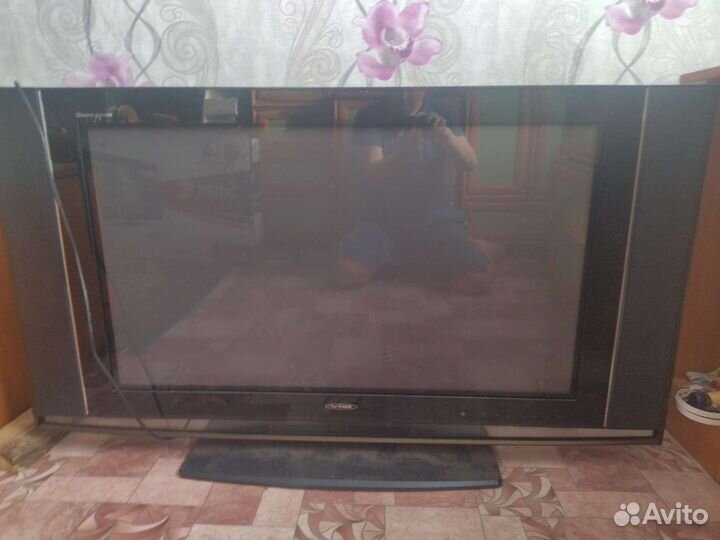 Телевизор