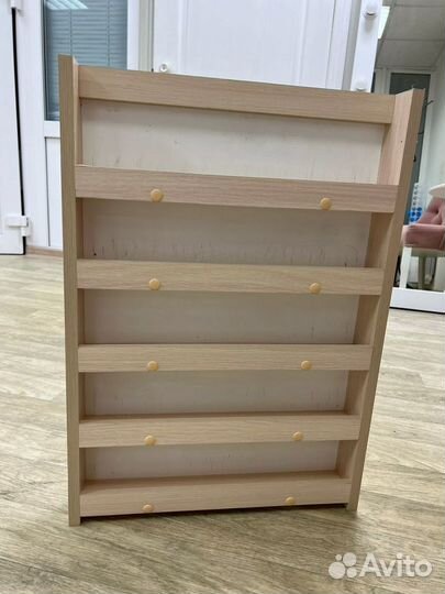 Полка настенная для гель лаков