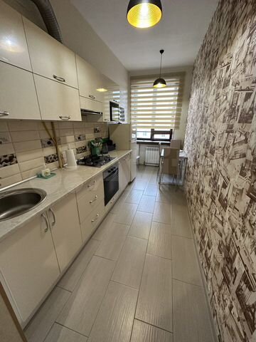 2-к. квартира, 50 м², 5/5 эт.
