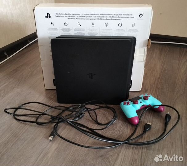 Sony PlayStation 4 Slim