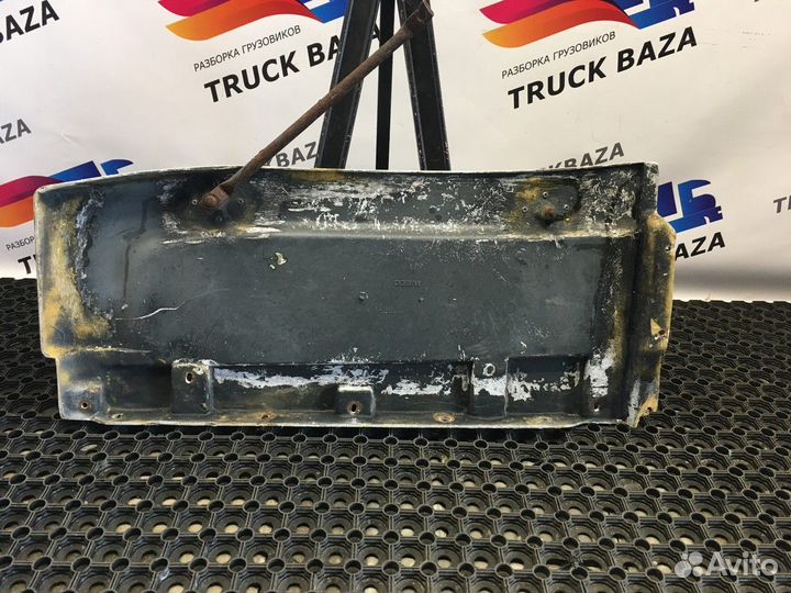 Накладка на крыло Iveco Stralis