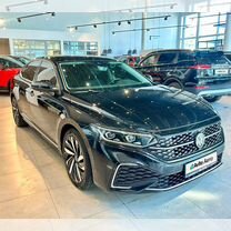 Volkswagen Passat 2.0 AMT, 2022, 43 150 км, с пробегом, цена 3 475 000 руб.