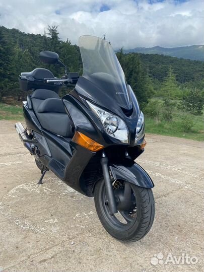 Honda silverwing GT 400