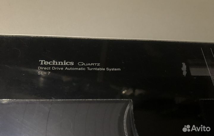 Проигрыватель винила Technics SL-7