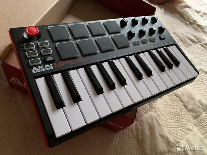 Midi Клавиатура akai PRO MPK mini MK2 USB