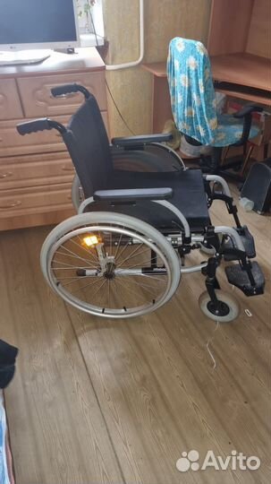 Коляска инвалидная