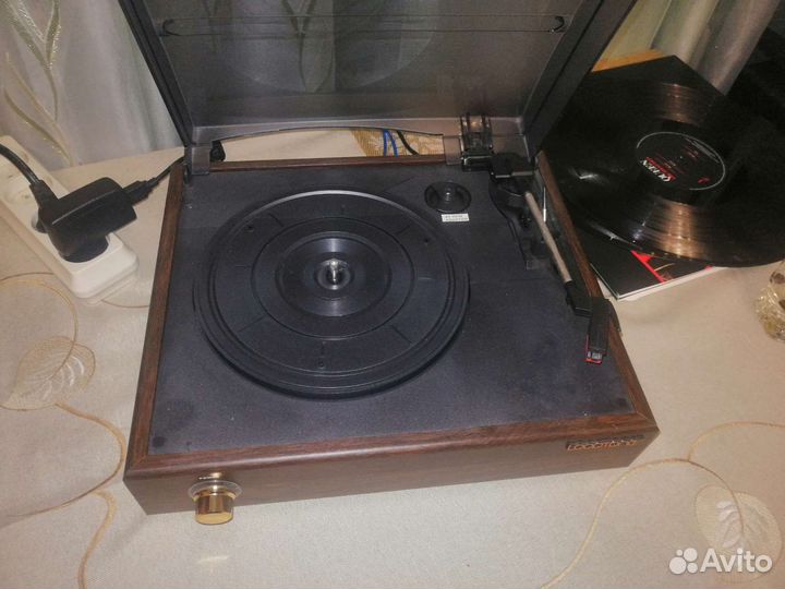 Проигрыватель винила