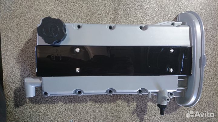 Алюминиевая клапанная крышка Шевроле Лачетти