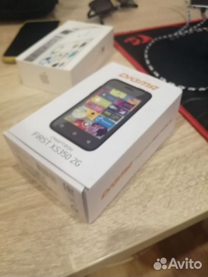 iPhone 4S, 8 ГБ