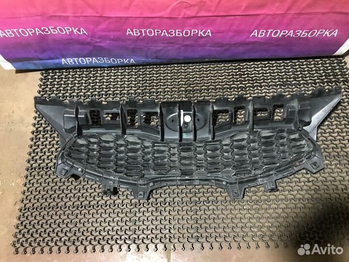 Решетка радиатора Kia Ceed