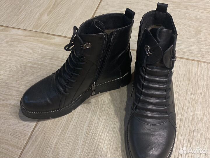 Ботинки женские