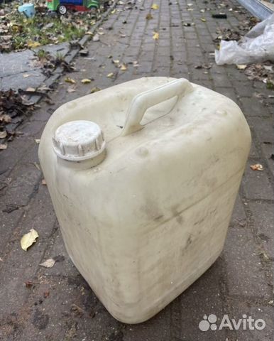 Канистра пластиковая